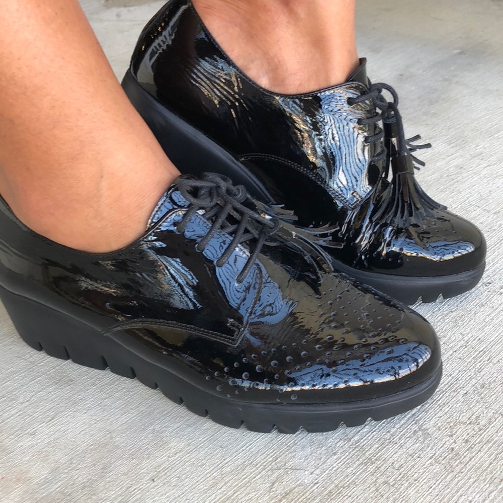 Wonders Fly Patent Leather Brogue